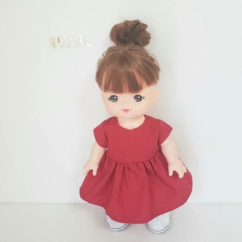 半袖ワンピース　赤色　人形の服Mサイズ　メルちゃんの服　ソランちゃんの服　レミンちゃんの服　ねねちゃんの服