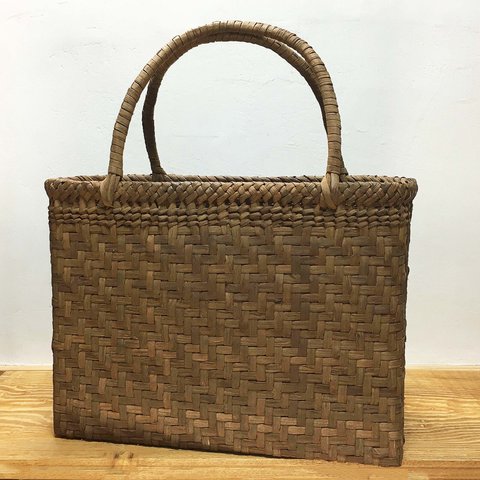 山葡萄bag 3-9　山葡萄のつる（皮）で編んだバッグ