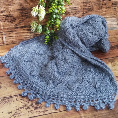 【 Grey Blue Color knit scarf 】グレイッシュブルーのモヘアニットマフラーです。