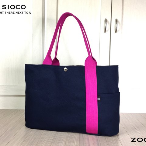 再販！SIOCO・ Zoccaシリーズ 柔らか8号帆布《濃紺》×マゼンタテープ　ショルダーバッグ  アシンメトリーCanvas  bag  個性的　A4