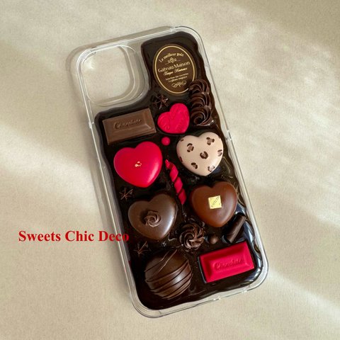おとなヒョウ柄と赤チョコレートのiPhone14ケース
