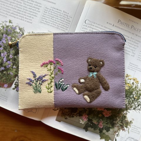 🐻felt  de patchworkテディベアのお薬手帳ケース🐻