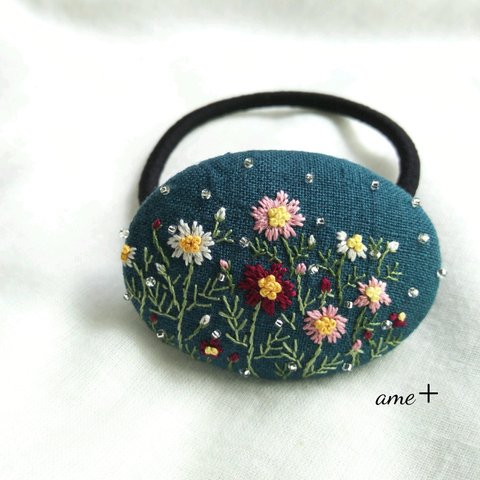 秋雨の日  刺繍ヘアゴム 5.5  ブローチへ変更可能 ☆