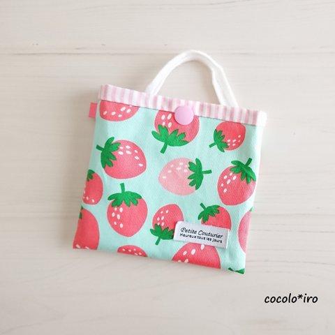 マスクケース（ 仮置き )　　　 * lovely strawberry