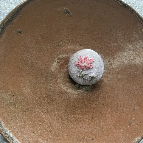 くるみボタン＿秋桜