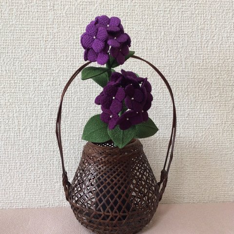 ちりめん細工:紫陽花(紫系)