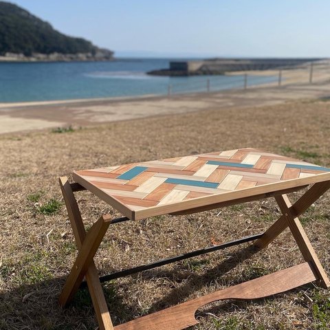 01seaside table  海を感じる折りたたみテーブル　アウトドア兼インテリア　ヘリンボーン