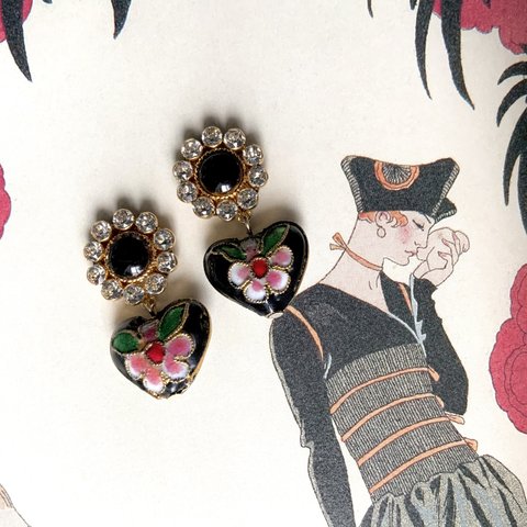 black art déco pierce / earring