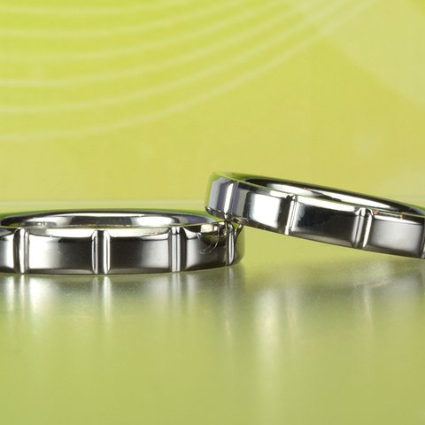 【金属アレルギー対応結婚指輪】【新作　Dolceドルチェ 】～スイート＆スタイリッシュなデザインの結婚指輪ならこれ～