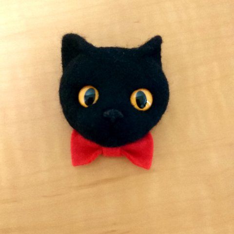 黒猫ちゃんのブローチ