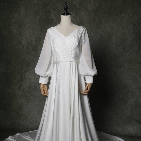 高品質！ホワイト ウエディングドレス 高級イタリアサテン Vネック Aライン ふわふわ袖 披露宴 合コン デート