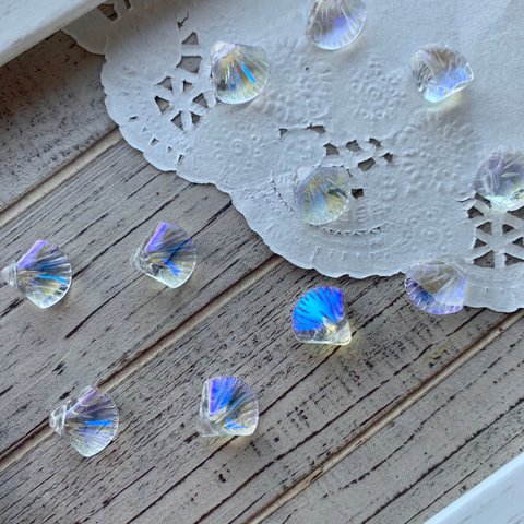 横穴　10mm✖️12mm貝のガラスビーズ　クリアメタリック