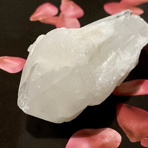 キャンドルクォーツ✨　クリスタル　水晶　ラフストーン　原石