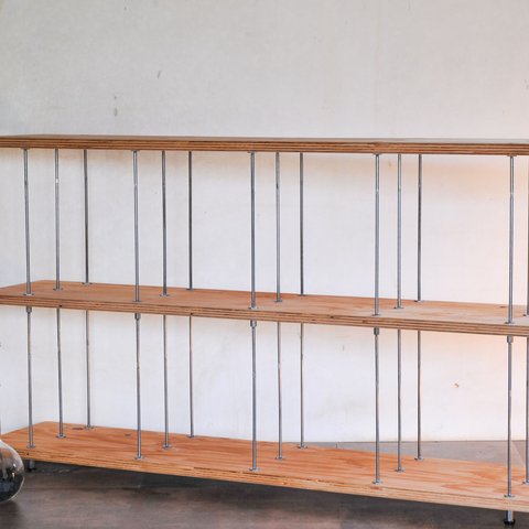シンプルな木製シェルフ 本棚 800*1400*300