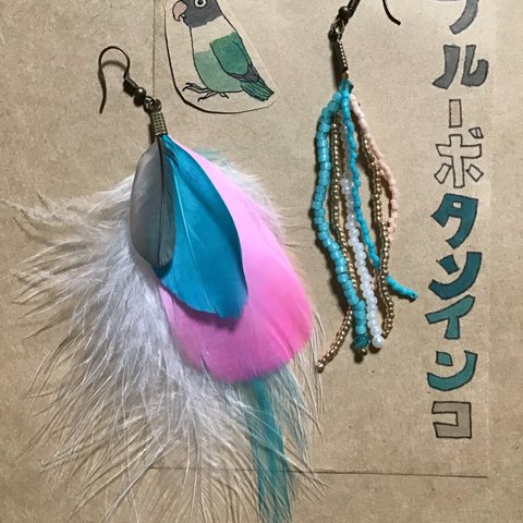 受注生産★鳥ピアス【ブルーボタンインコ】