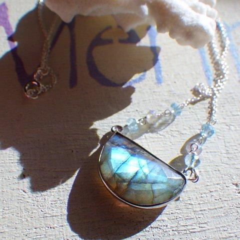 Half Moon Labradorite sv925