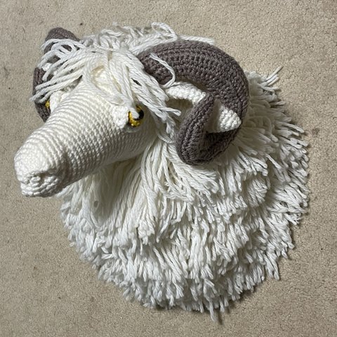 かぎ針編み動物公牛ヘッド飾り【インテリア】壁掛けデコレーション　Crochet Animal Bull Trophy head interior decoration