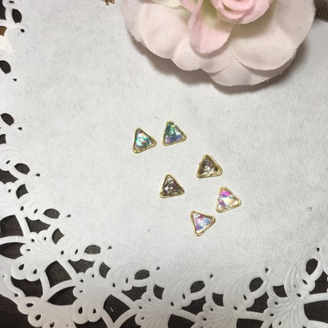 三角ピアス△オーロラ