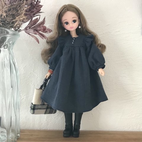 フリル袖　長袖ワンピース　【ネイビー】ドール服　リカちゃん　ブライス　受注