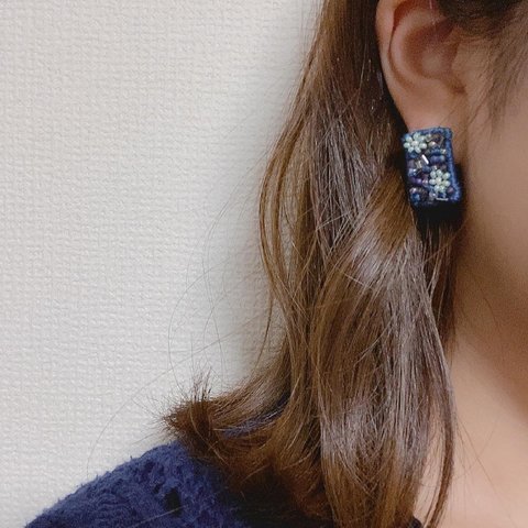 再販！✨花柄長方形ピアス✨