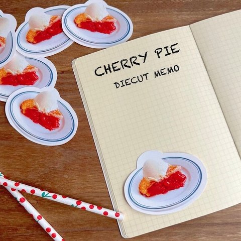 【ダイカットメモ】CHERRY PIE A LA MODE