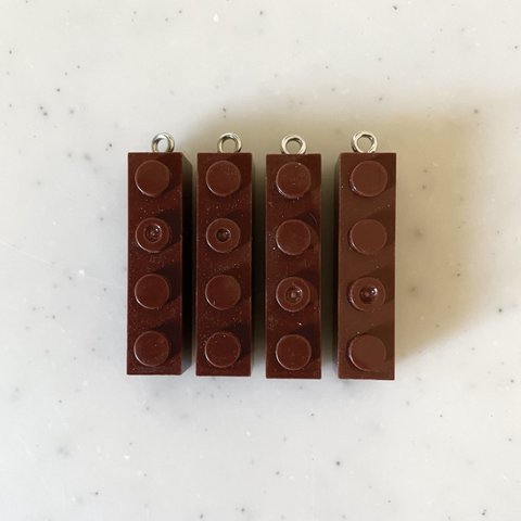 Brown Stick Block Pendant Tops