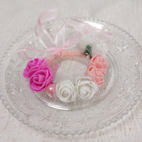 うさぎちゃんお花のかんむり、ミニ薔薇＆パールアレンジピンク