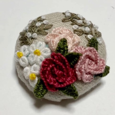 刺繍ブローチor刺繍ヘアゴム　ピンクの薔薇