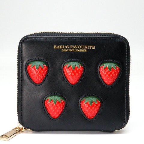 【More Strawberries Collection】ラウンドファスナー2つ折り財布（赤いちご）