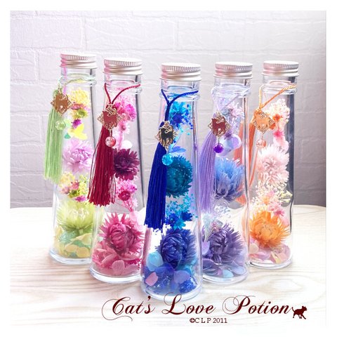 猫 ハーバリウム ねこ タッセル 花宮 和風 仏花 お供え ハーバリウム Cat's Love Potion