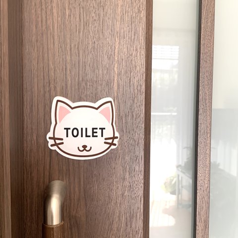 【送料無料】白猫イラスト TOILETサインプレート  トイレ 部屋名札 看板 表示板 案内板 といれ 厠 お手洗い トイレサイン かわいい