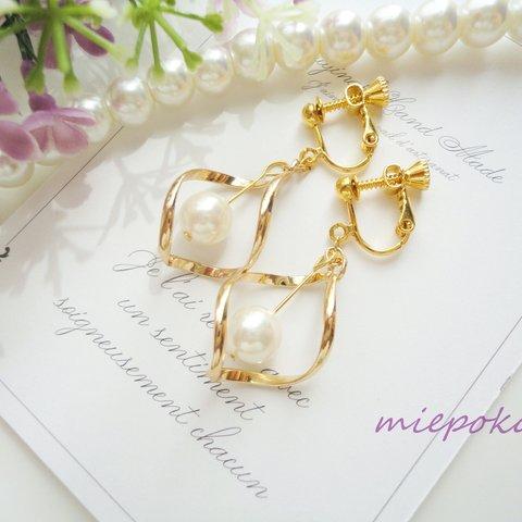 Spiral♡Pearl　イヤリング(ピアス）