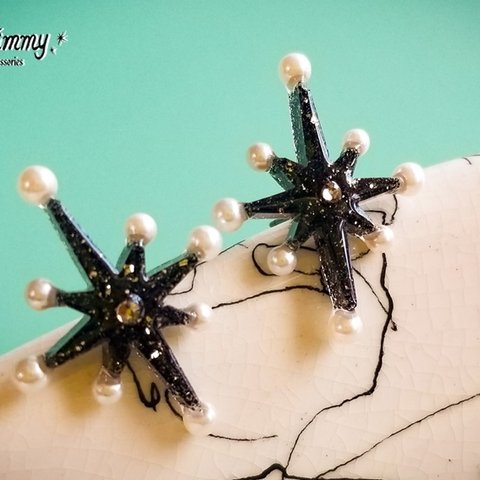 ✴パールスターバーストminiピアス・イヤリング✴【スペースブラック】 Pearl Starburst Mini Earrings