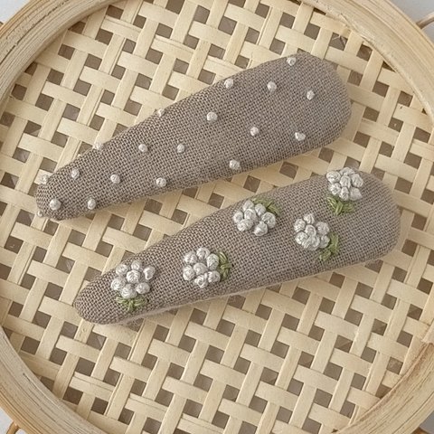 刺繍 ヘアピンセット "flower garden"  ベージュ×白 パッチンピン