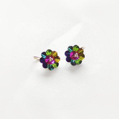 SWAROVSKI × FLOWER × dark green : ノンホールピアス（ピアスへの変更+150円）