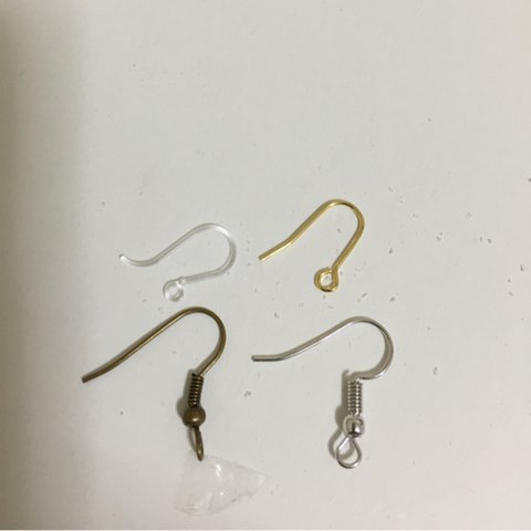 ピアス