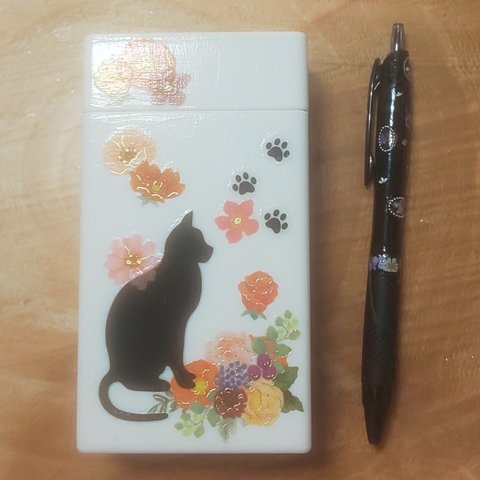 大きめsize・お助けケース：花と黒猫