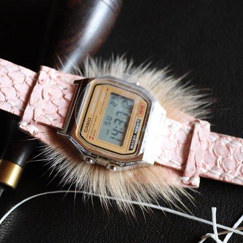 エレガント・スネイクレザー ピンク腕時計