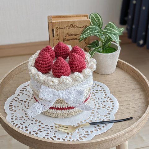 ホールケーキの小物入れ＊ショートケーキ 4号 撮影小物   誕生日 バースデー フォト 子供 マタニティ あみぐるみ