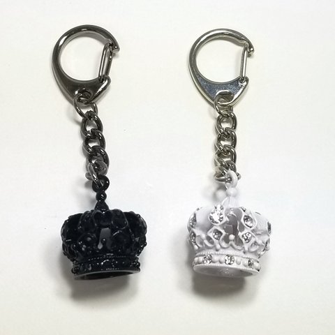 KEY-HOLDER【王冠】S-SIZE・20ｘ20ｍｍ　①BLACK　②WHITE