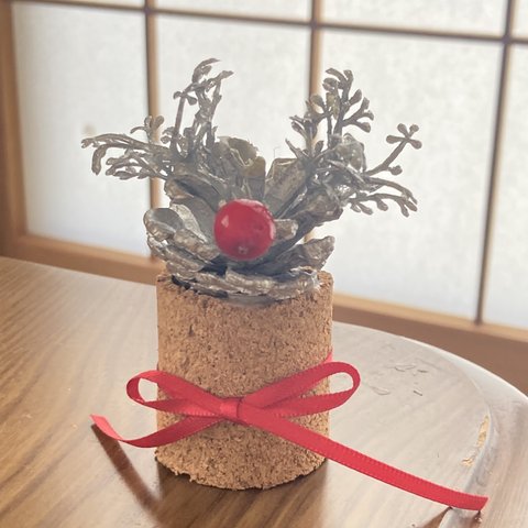 トナカイのミニクリスマスツリー