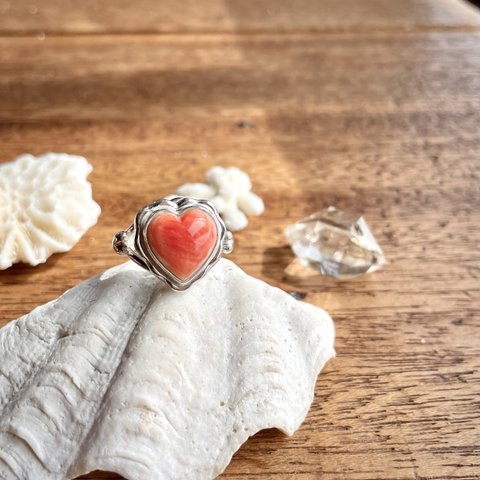 12〜14号【◎サイズ調整可】《silver925》red heart ＊spiny oyster shell ring ❁