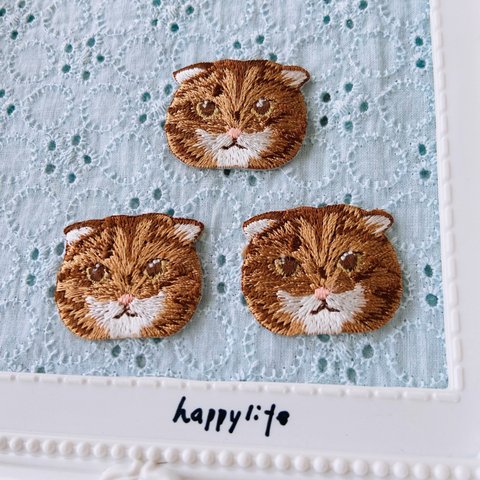 3枚入　ネコ　猫　刺繍アイロンワッペン