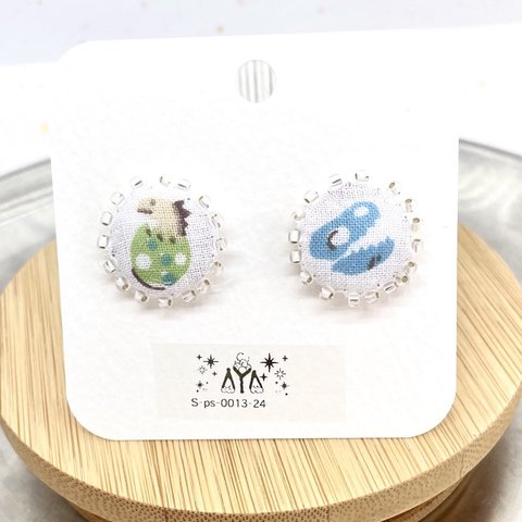 恐竜がかわいい小さめボーイッシュピアス