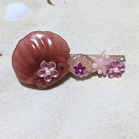 桜貝のトロピカルヘアクリップ（濃）