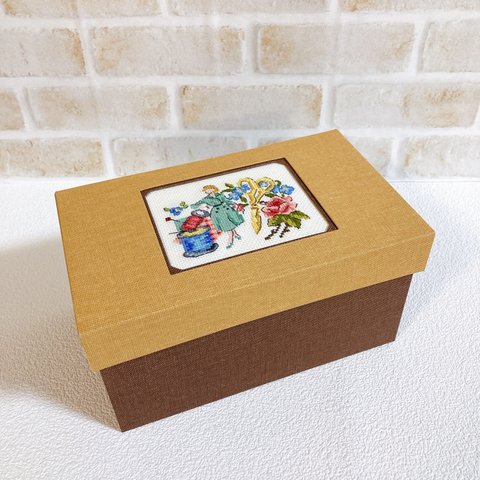 刺繍の箱#１･ソーイングのステッチ🎵現品限り
