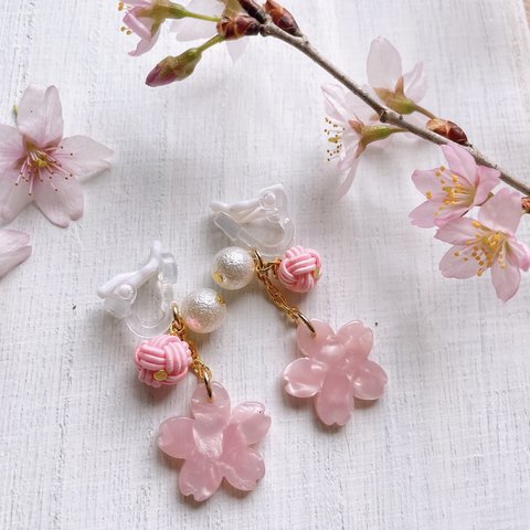 水引　桜とあわじ玉結びのキッズイヤリング