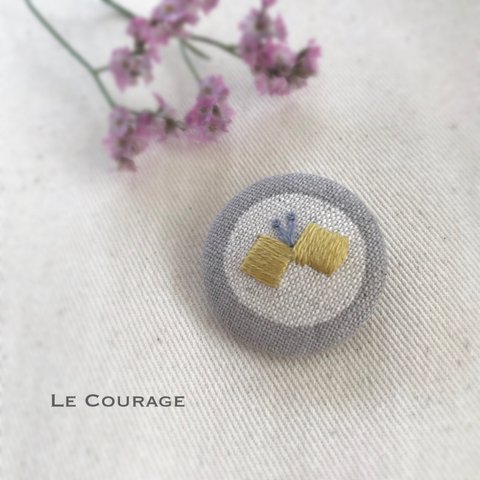 【mini】◇チョウの刺繍ブローチ◇(黄色)