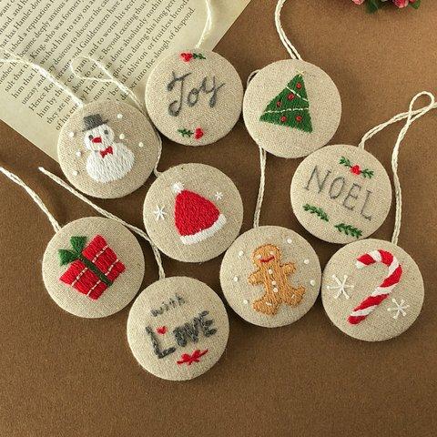 刺繍のクリスマスツリーオーナメント