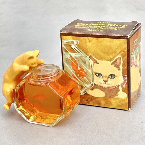 【 AVON 】"CURIOUS KITTY" ネコと金魚鉢のコロンボトル（香水瓶）｜ヴィンテージ・アンティーク